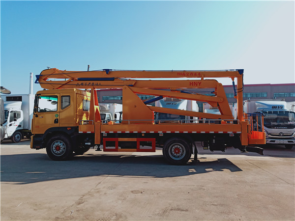 東風(fēng)26米高空作業(yè)車(chē)