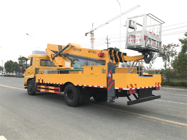 東風天錦32米直臂高空作業(yè)車