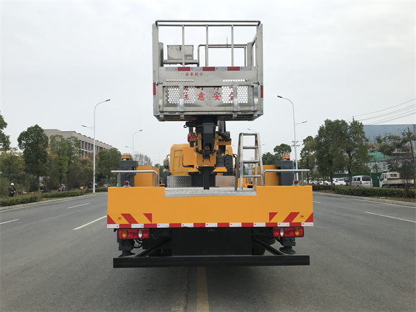 東風天錦32米直臂高空作業(yè)車