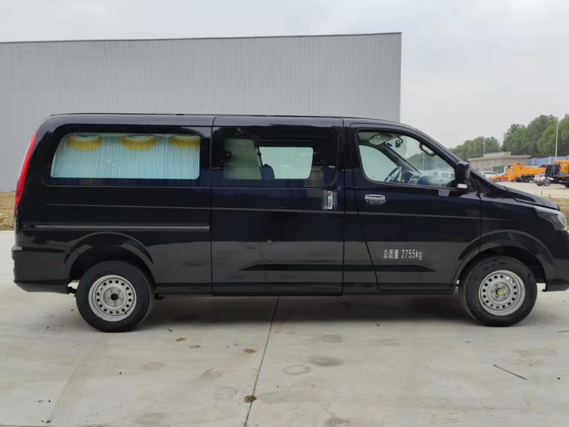 福田G5(柴油)殯儀車 - 黑色